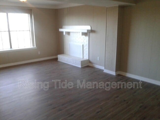 8905 Valley Hill Dr in Birmingham, AL - Building Photo - Building Photo