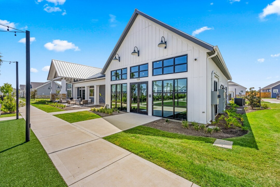 Stillwell at Avery Centre in Round Rock, TX - Foto de edificio