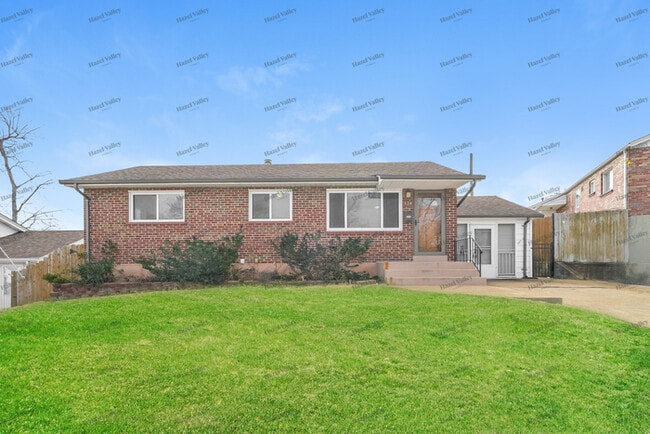 property at 520 W Ripa Ave