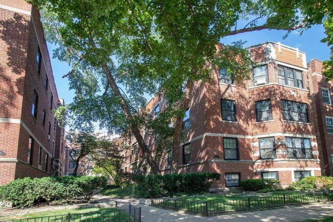 property at 732 Hinman Ave