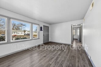 4508 Ashby Rd in St. Ann, MO - Building Photo - Building Photo