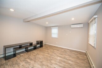 580 Park Ave in Huntington, NY - Building Photo - Building Photo