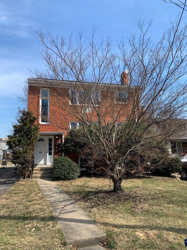 311 N Bryan St, Unit Top Floor Apartment