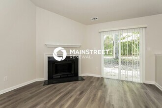 2 Pipers Glen Ct in Greensboro, NC - Building Photo - Building Photo