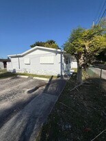 625 NW 9th Ave in Homestead, FL - Building Photo