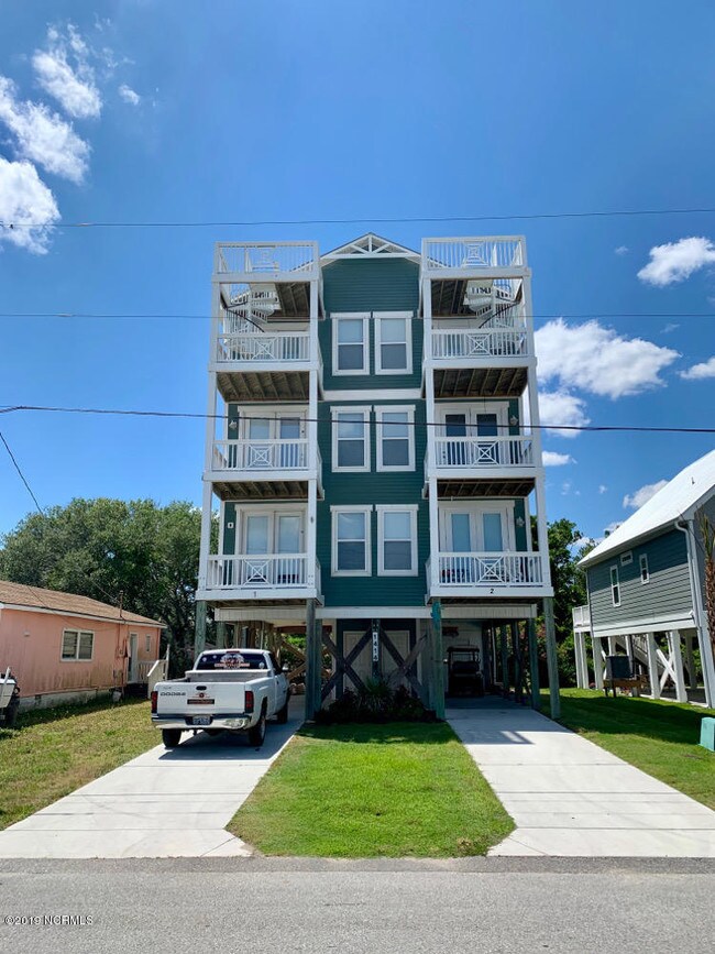 1414 Bowfin Ln in Carolina Beach, NC - Building Photo - Building Photo