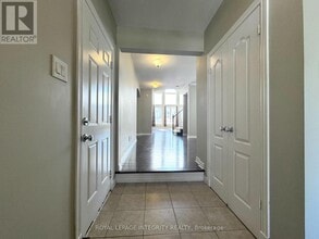 604 Miro Way in Ottawa, ON - Building Photo - Building Photo