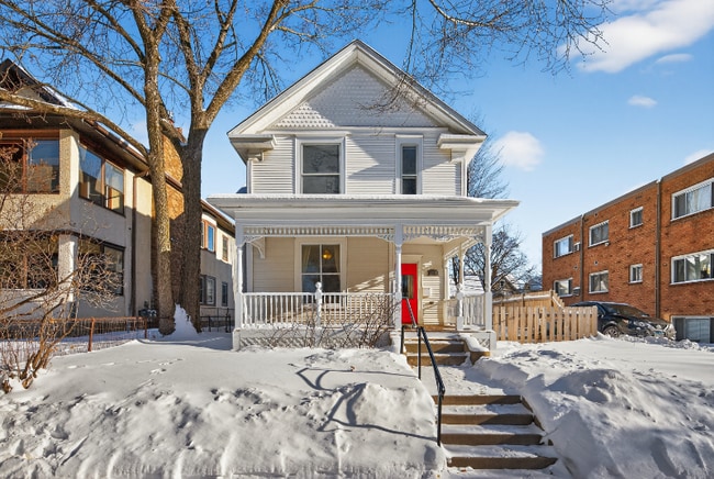 2633 Colfax Ave South in Minneapolis, MN - Foto de edificio - Building Photo