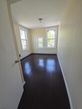 350 13th Ave in Newark, NJ - Building Photo - Building Photo