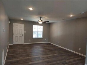 147 Landry Ln in Georgetown, KY - Foto de edificio - Building Photo