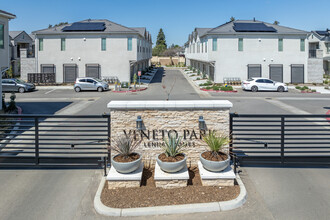 Veneto Park in Clovis, CA - Building Photo - Building Photo