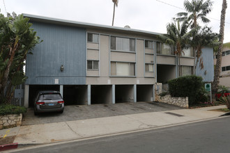 Chenault Hills Apartments in Los Angeles, CA - Building Photo - Building Photo