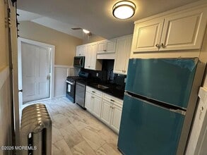 608 Park Pl Ave in Bradley Beach, NJ - Building Photo - Building Photo