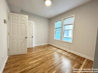 723 Parker St, Unit 2 in Boston, MA - Building Photo - Building Photo