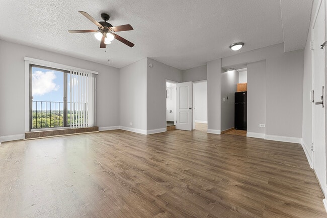 4520 N Clarendon Ave in Chicago, IL - Building Photo - Building Photo