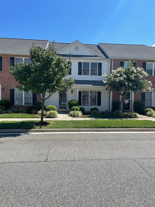 696 Wyndhurst Dr Rentals in Lynchburg, VA