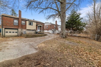 231 Emerling Dr in St. Louis, MO - Building Photo - Building Photo