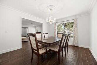 10507 Cypresswood Dr in Houston, TX - Building Photo - Building Photo