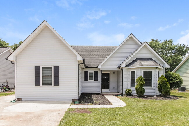 property at 4907 Hunters Knoll Dr