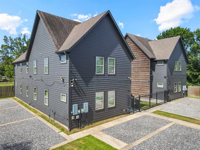 3424 Tuam St in Houston, TX - Building Photo - Building Photo