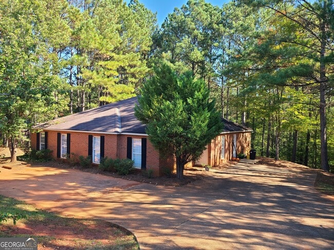 property at 380 Mobley Rd