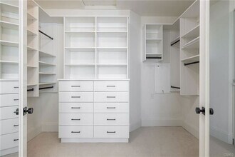 17 Colonial Dr in Newport Beach, CA - Building Photo - Building Photo