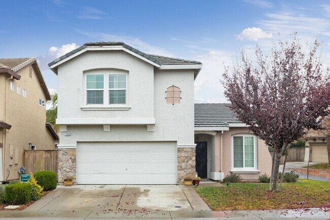 property at 1565 Blue Raven St