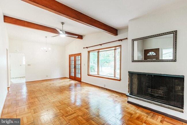 property at 548 Paddock Rd