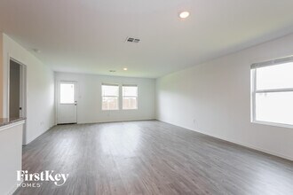 1923 Morse Way in San Antonio, TX - Building Photo - Building Photo