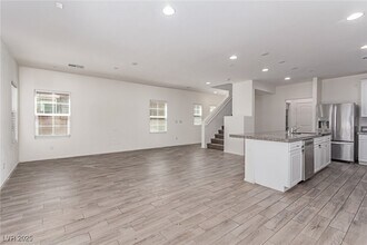 386 Ambitious St in Henderson, NV - Building Photo - Building Photo
