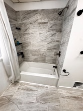 64-64 Rowe Ave in Hartford, CT - Building Photo - Building Photo