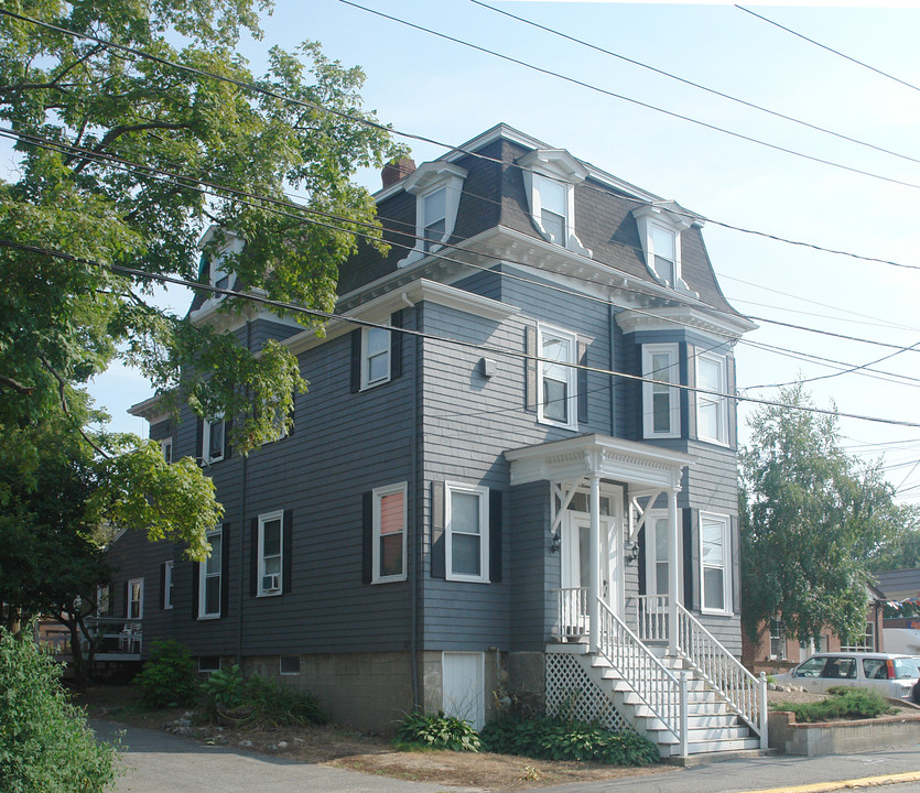 1 Manning St in Ipswich, MA - Foto de edificio