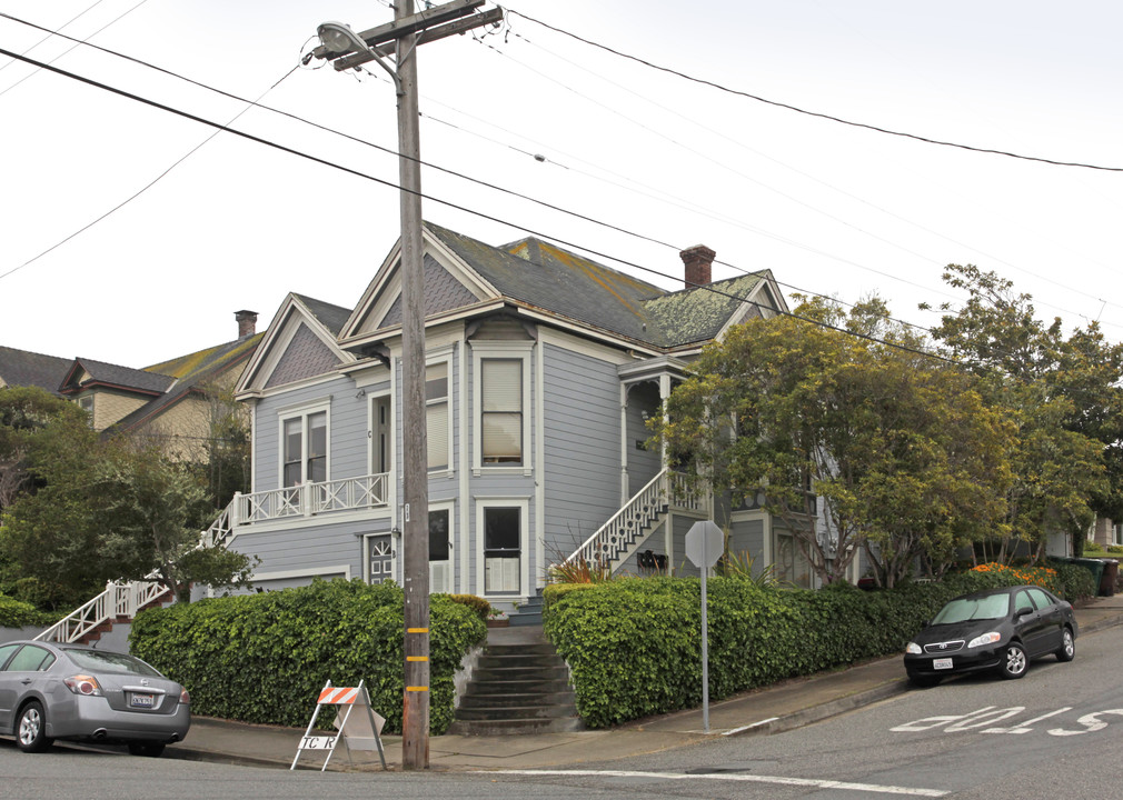 489 Laurel Ave in Pacific Grove, CA - Building Photo