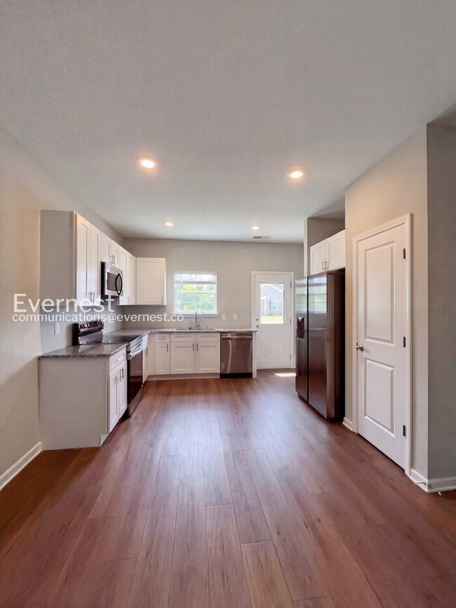 215 Tara Ct in Columbia, TN - Building Photo - Building Photo