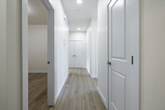 2113-209a 209 St NW in Edmonton, AB - Building Photo - Building Photo