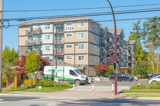 Belmont Place Apartments in Victoria, BC - Building Photo - Building Photo