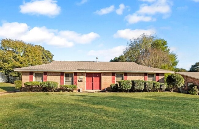 property at 817 Dumont Dr