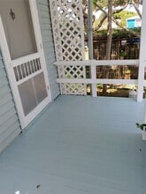 2924 1/2 Bernardo De Galvez Ave in Galveston, TX - Foto de edificio - Building Photo
