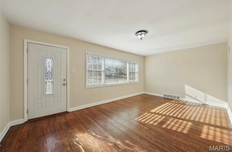 7625 General Sheridan Ln in Affton, MO - Building Photo - Building Photo