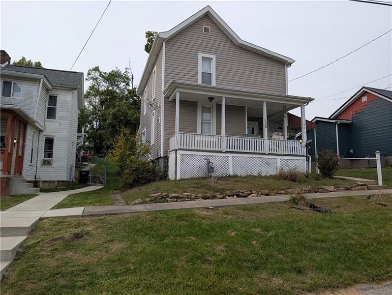 135 Church St in Claysville, PA - Building Photo