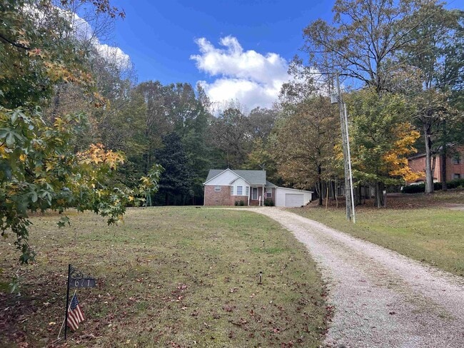 671 Jenny St in Selmer, TN - Building Photo - Building Photo