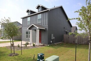 13711 Mussel Run in Elgin, TX - Building Photo