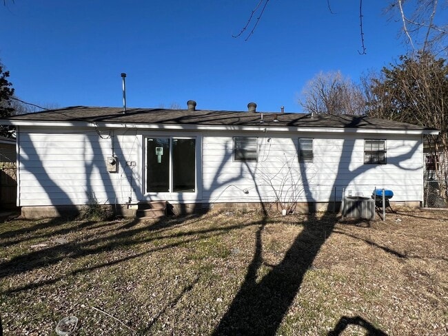 6505 Heather Ln in Little Rock, AR - Building Photo - Building Photo