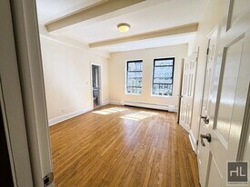 WEST 79 STREET, Unit 5B in New York, NY - Building Photo