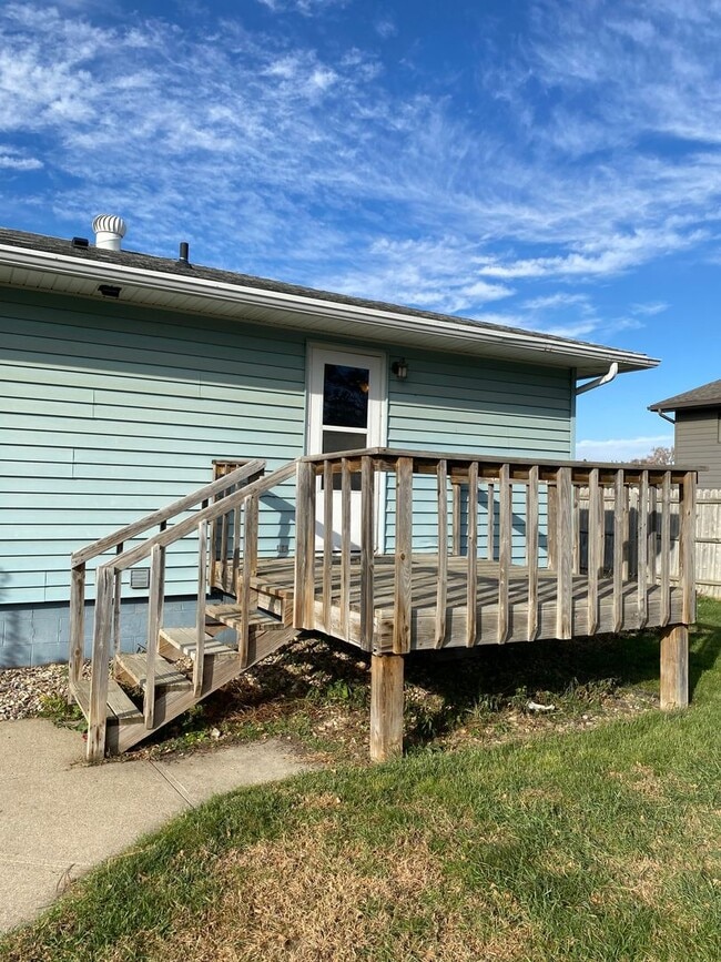 818-820 6th St NE in Watertown, SD - Building Photo - Building Photo