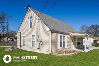 9338 Ponder Ln in Louisville, KY - Building Photo - Building Photo