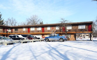 200 Washington St NE in Warren, OH - Foto de edificio - Building Photo