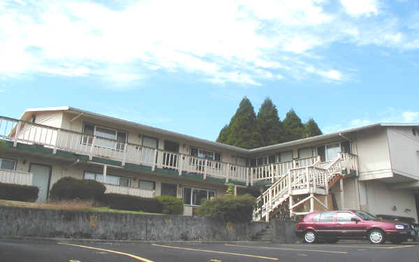 28th Ave Terrace in Portland, OR - Foto de edificio - Building Photo