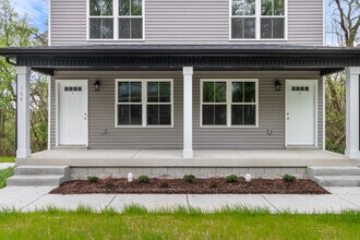 104 Duncan St in Clarksville, TN - Foto de edificio - Building Photo