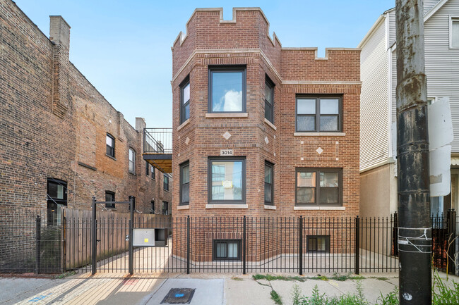 property at 3014 N California Ave